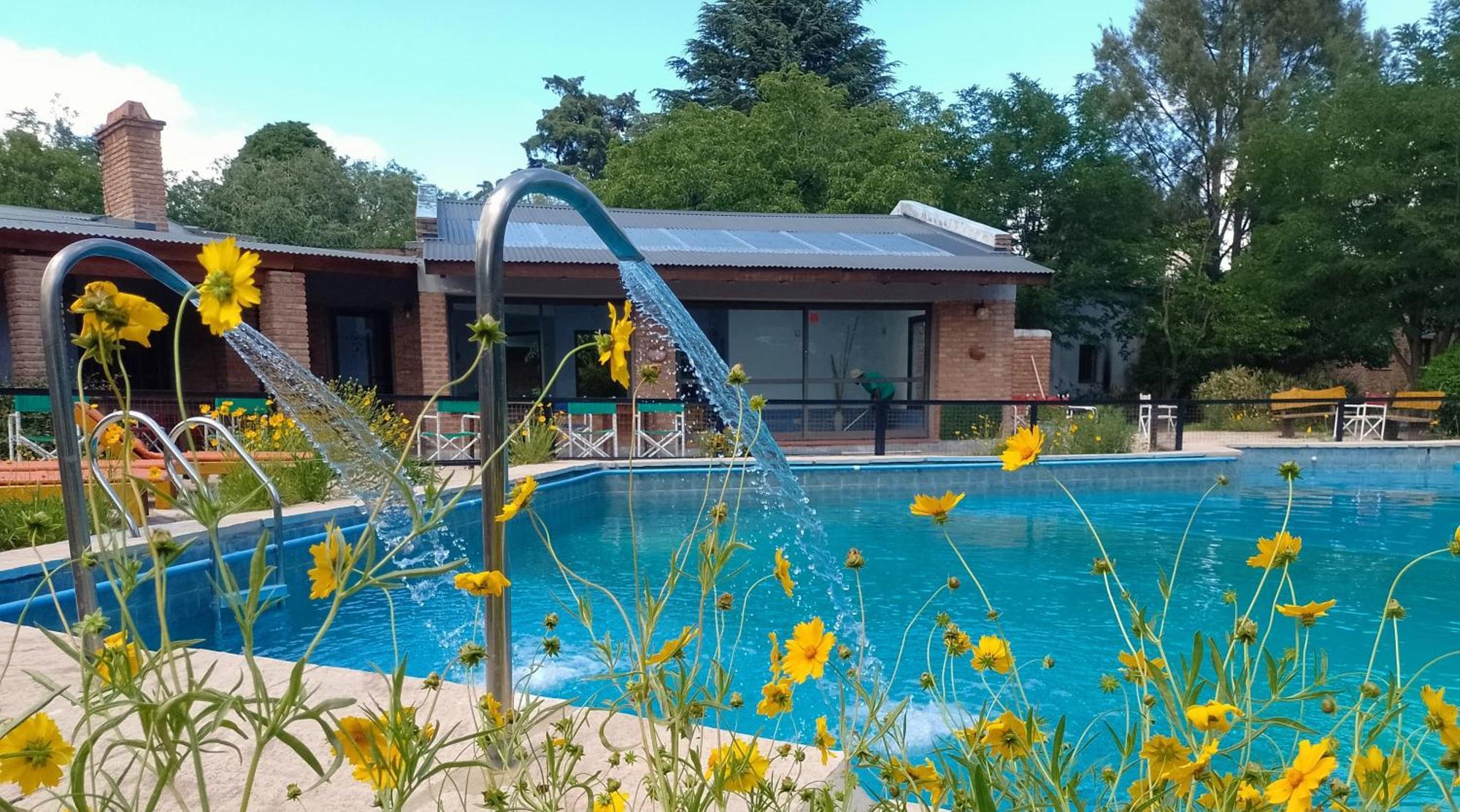 Hosteria Pastoral & Spa ラ・クンブレ エクステリア 写真